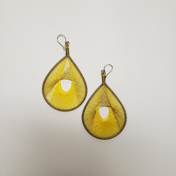 5 for $25! Handmade Peruvian Threaded Earrings - Picture 2 of 2
